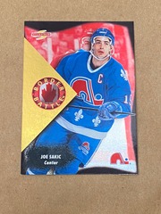 1995-96 Score Border Battle #4 Joe Sakic Nordiques